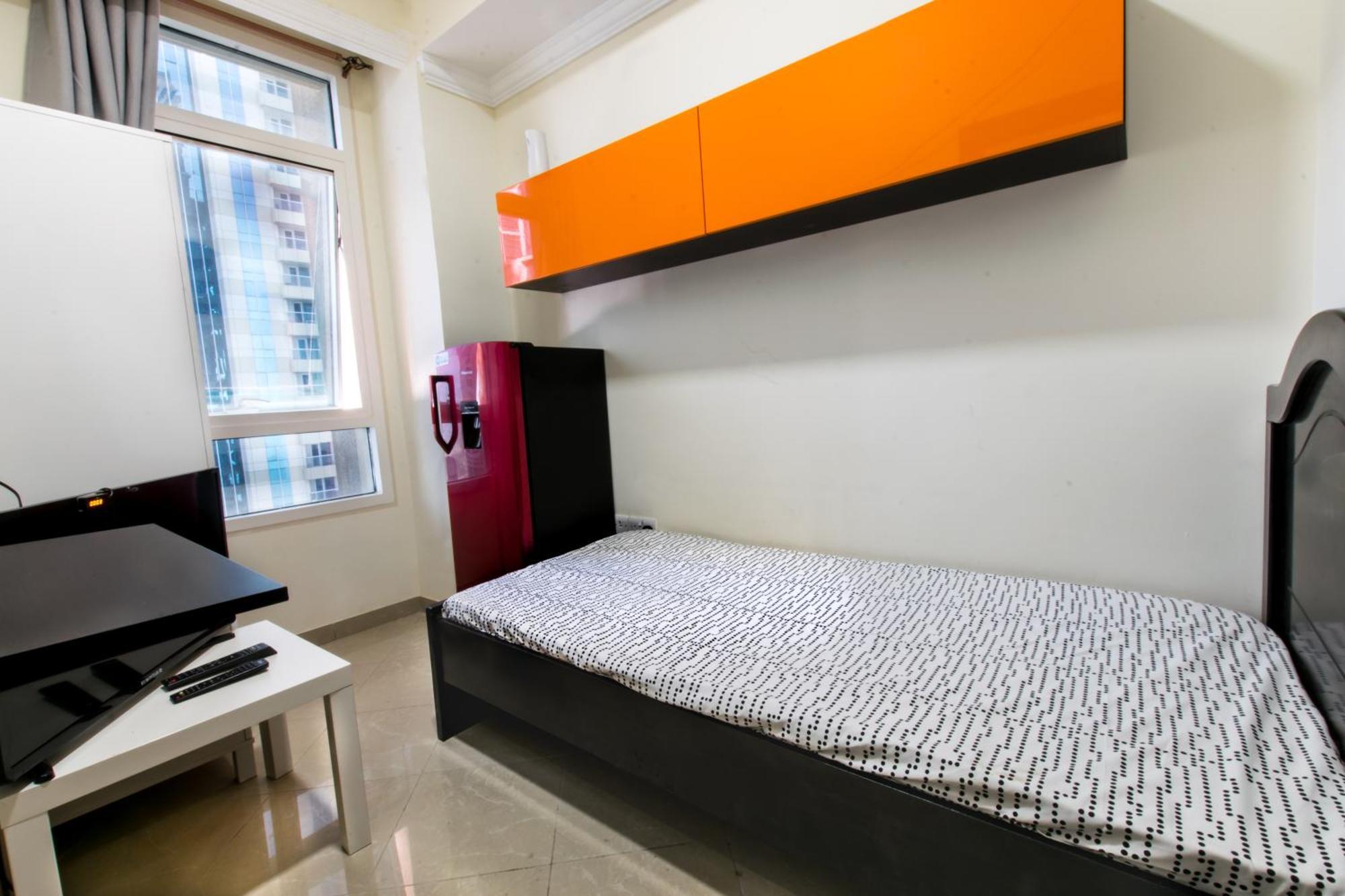 Nice Single Rooms For "Girls" Only In Dubai, Marina Bagian luar foto