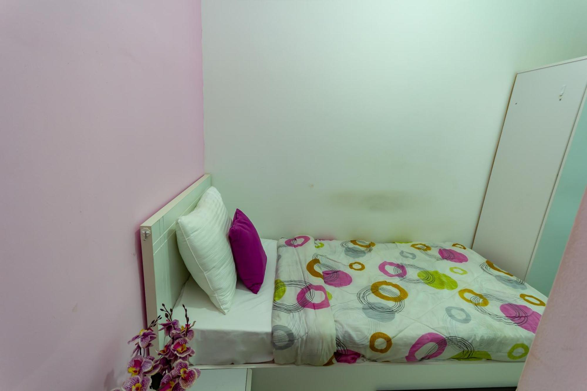 Nice Single Rooms For "Girls" Only In Dubai, Marina Bagian luar foto