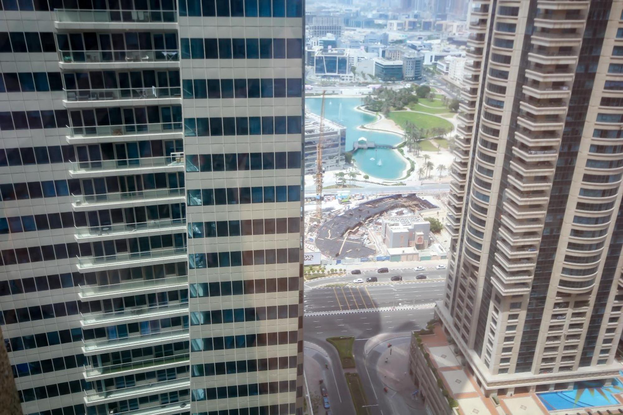 Nice Single Rooms For "Girls" Only In Dubai, Marina Bagian luar foto
