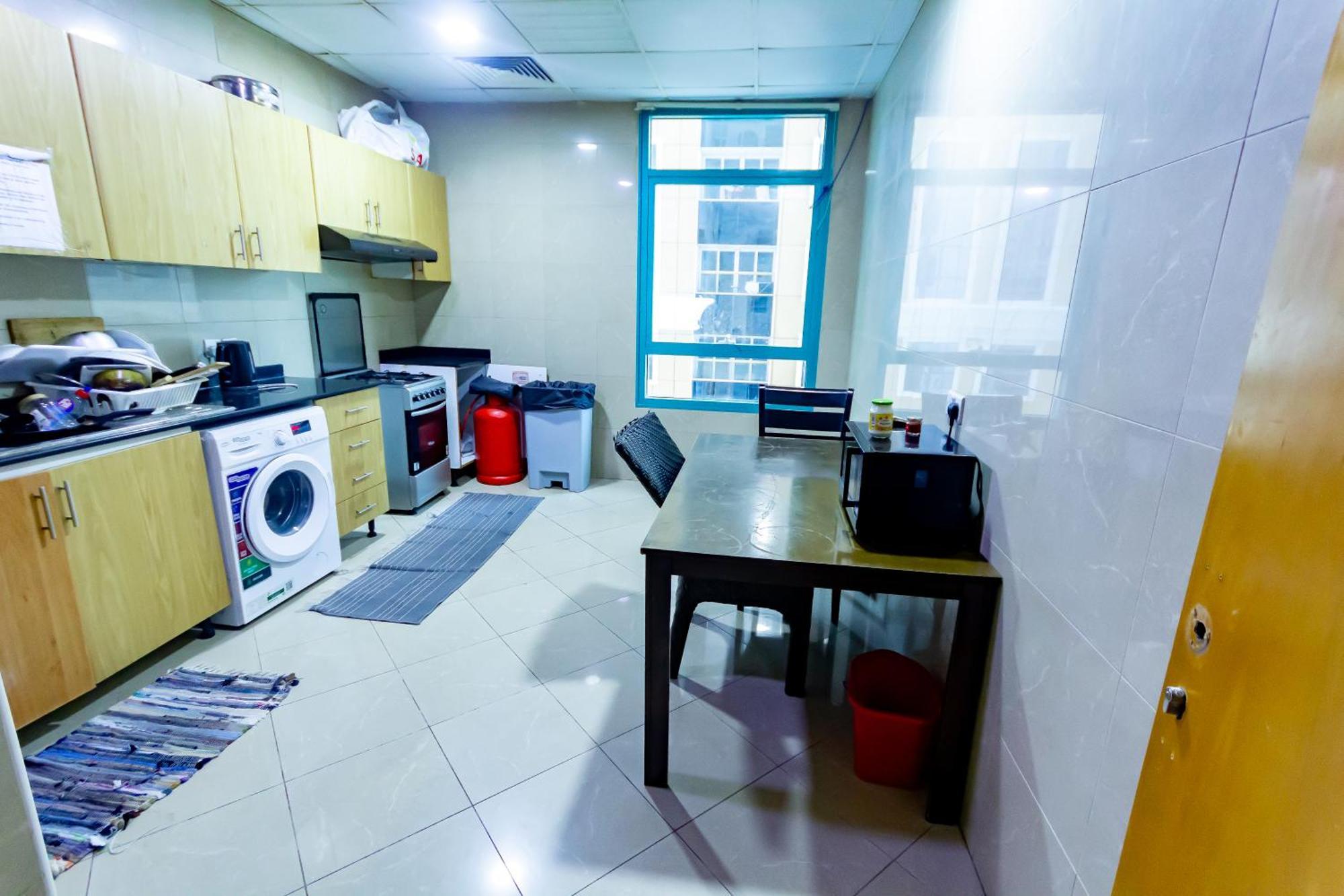 Nice Single Rooms For "Girls" Only In Dubai, Marina Bagian luar foto