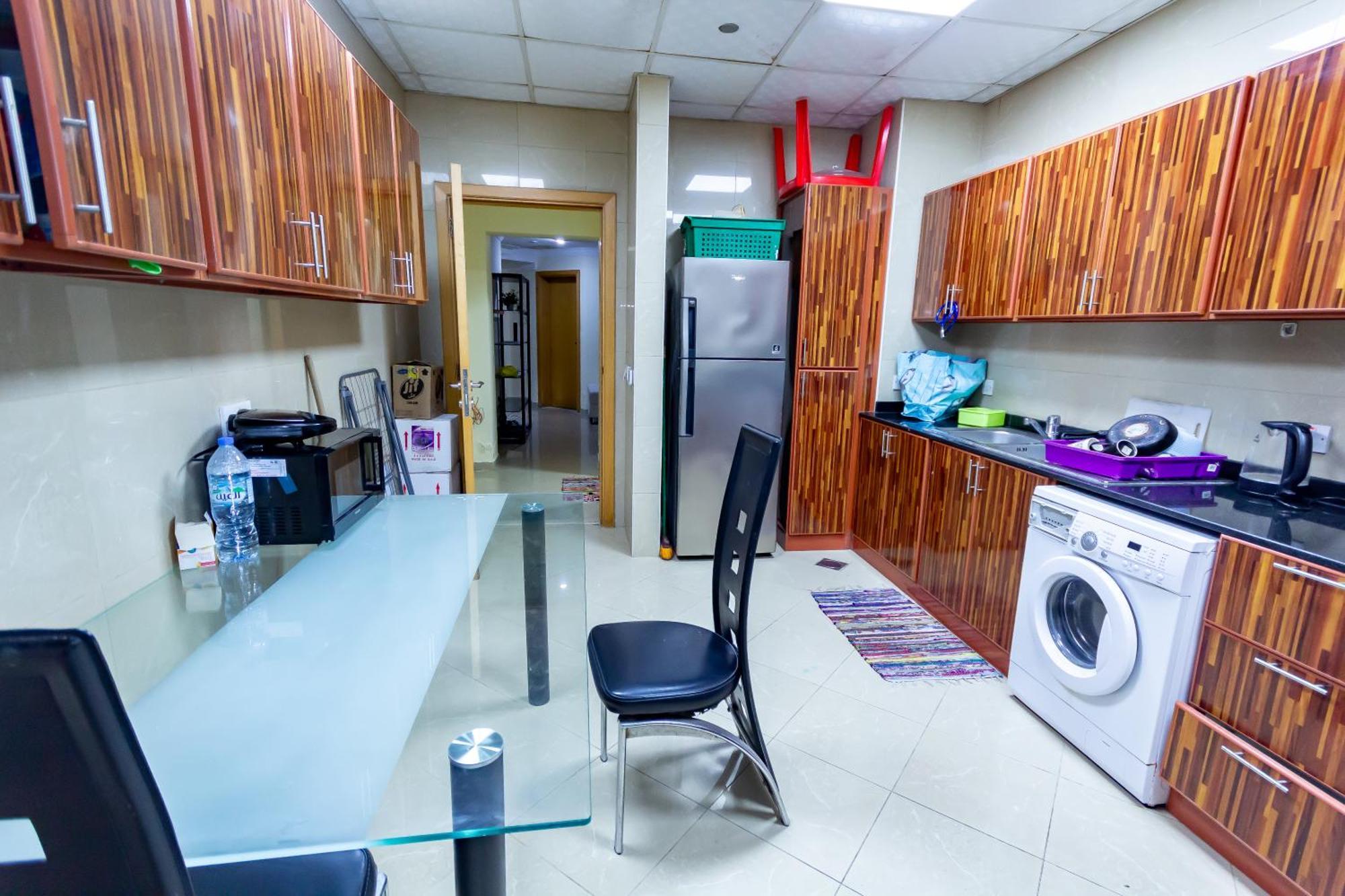 Nice Single Rooms For "Girls" Only In Dubai, Marina Bagian luar foto