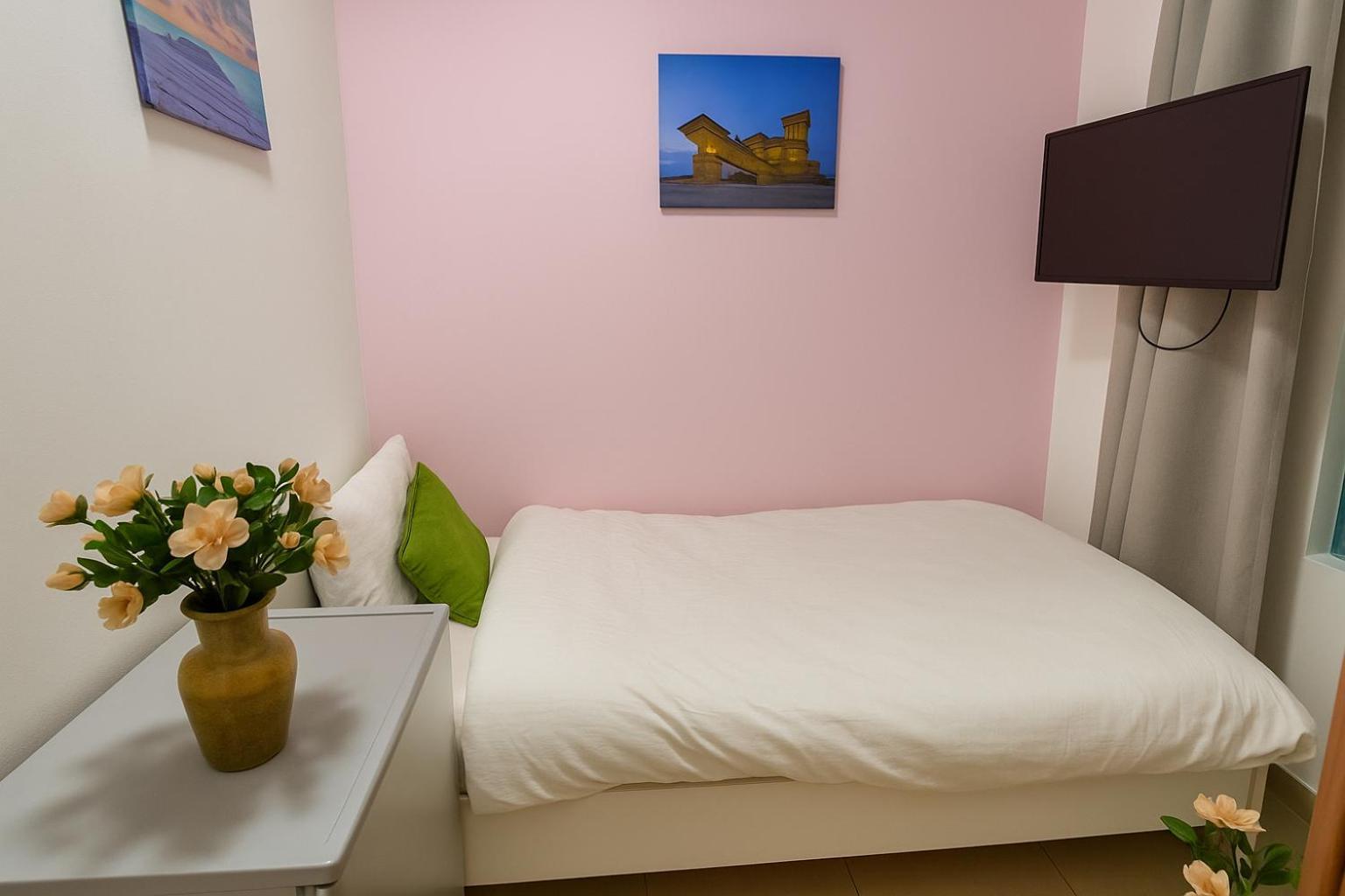 Nice Single Rooms For "Girls" Only In Dubai, Marina Bagian luar foto