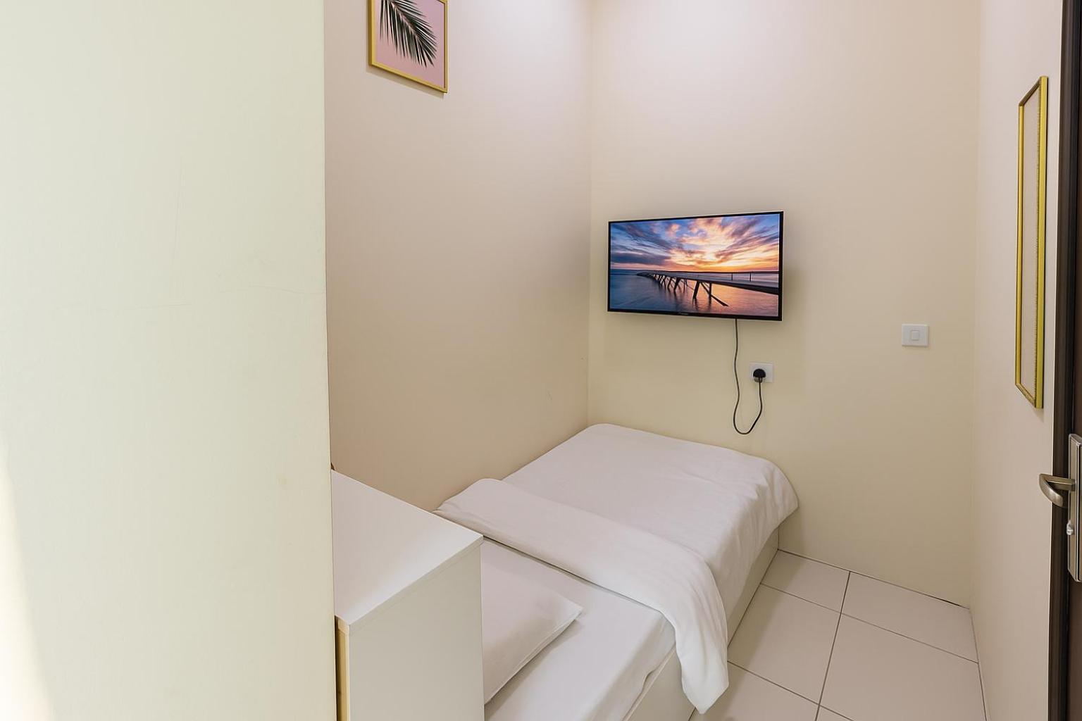 Nice Single Rooms For "Girls" Only In Dubai, Marina Bagian luar foto